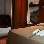 فندق Torrepalacio 2*