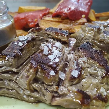 Torrepalacio فندق 2*