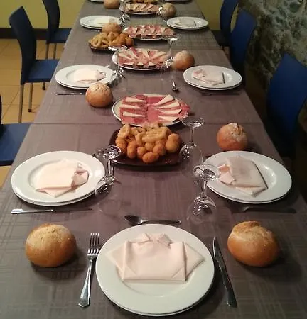 Torrepalacio Hotel 2*
