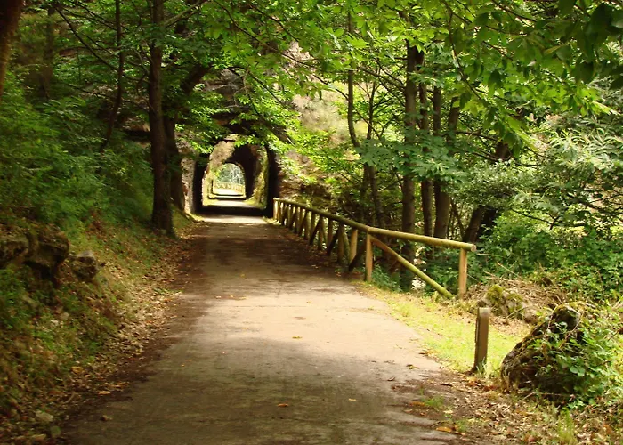 Torrepalacio Szálloda